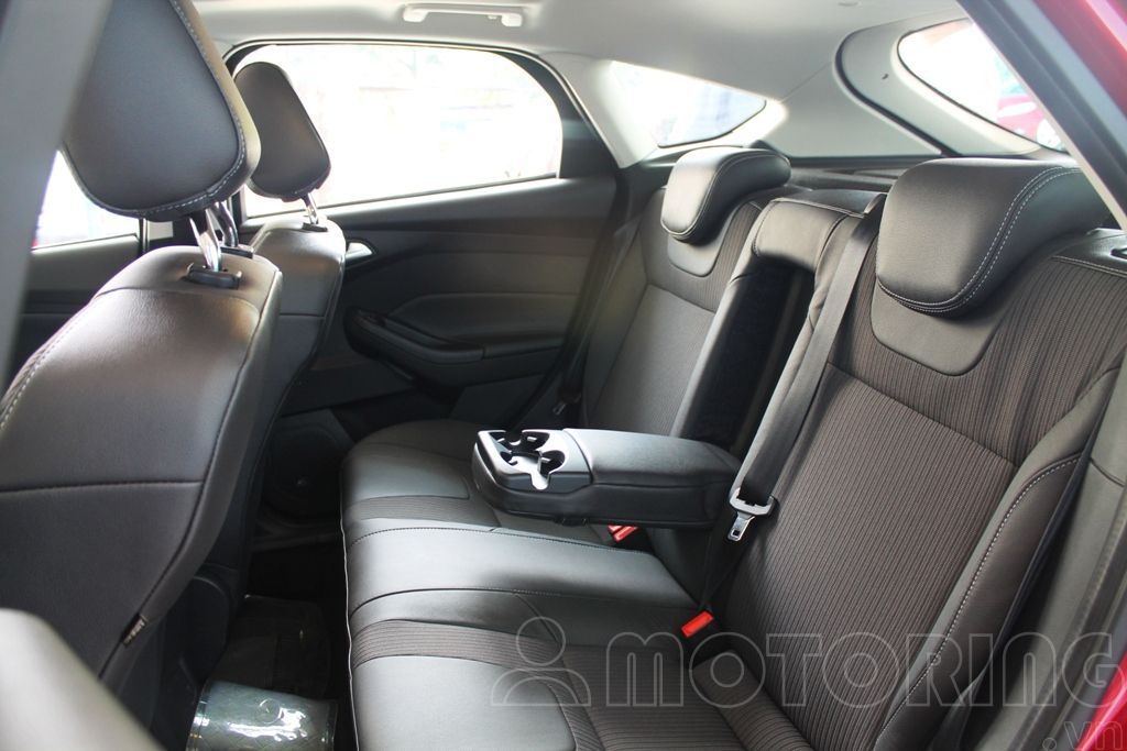 Ford Focus 2013 Việt Nam - Ảnh 31